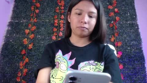 Im Evy online show from April 7, 5:37 pm