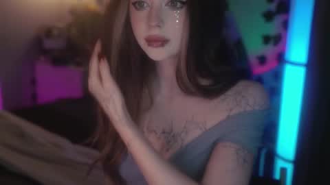 Snapshot of ex_angel chatting on March 10, 4:25 pm Alyson online show from March 10, 4:25 pm