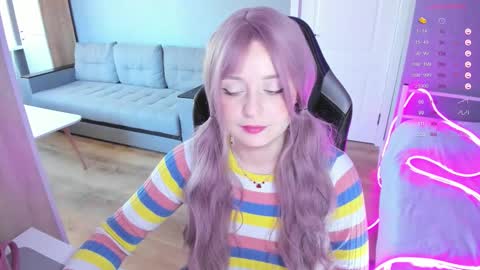 Snapshot of exhoneyangel chatting on October 1, 11:59 am Amy online show from October 1, 11:59 am