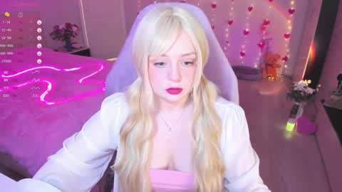 Snapshot of exhoneyangel chatting on March 3, 9:49 am Amy online show from March 3, 9:49 am
