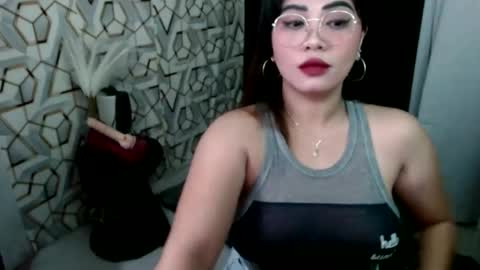 exoticrachel online show from January 29, 5:45 pm