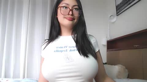 Candy  online show from February 10, 5:54 am