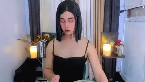 expensive_elise online show from July 13, 10:38 am