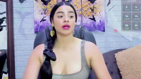      online show from October 31, 7:40 pm