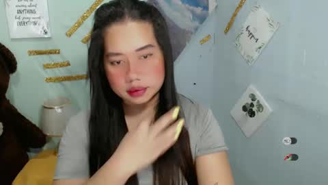 yanna online show from February 9, 1:23 am