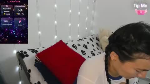 camila online show from December 16, 1:06 pm