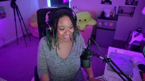 aisha online show from March 7, 5:51 am