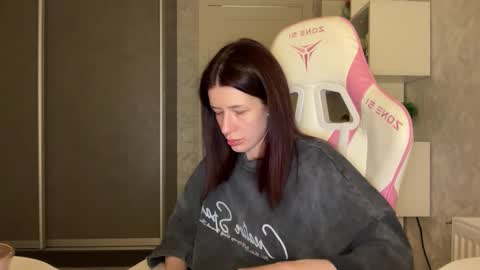 Bloom  online show from February 28, 6:29 pm