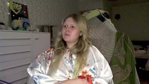 Arisha online show from November 5, 6:13 pm