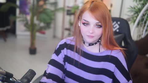 Snapshot of faith_chan chatting on January 11, 7:28 am faith_chan online show from January 11, 7:28 am