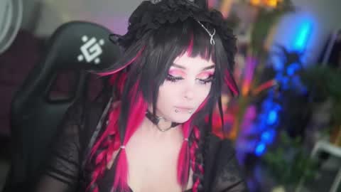 Snapshot of faith_chan chatting on September 20, 2:43 am faith_chan online show from September 20, 2:43 am