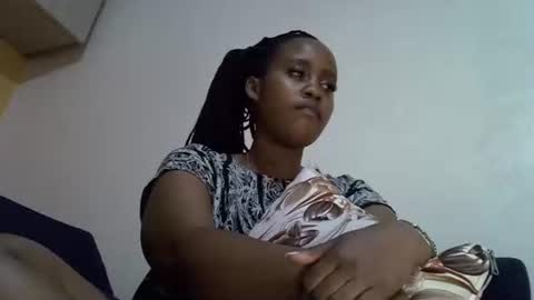 famous_bear online show from February 27, 10:20 pm