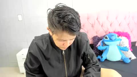 Snapshot of fanny_18 chatting on October 21, 1:53 am FANNY online show from October 21, 1:53 am