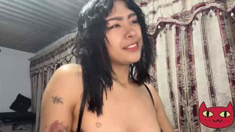 Elowen online show from December 3, 1:30 am