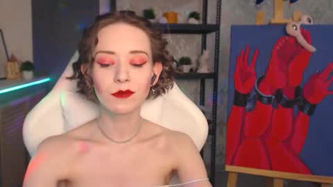 Fascinating   Eyes online show from January 10, 11:20 pm