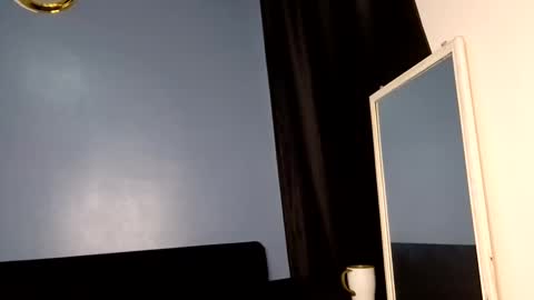 Winnie online show from December 10, 6:11 am