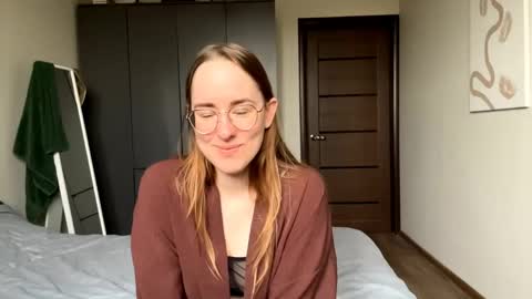 Mary online show from May 1, 5:32 am