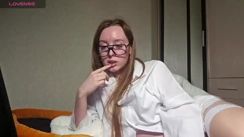 Felicia online show from May 18, 6:14 pm