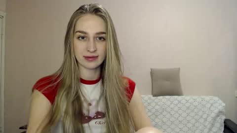 Femke online show from February 9, 7:49 pm