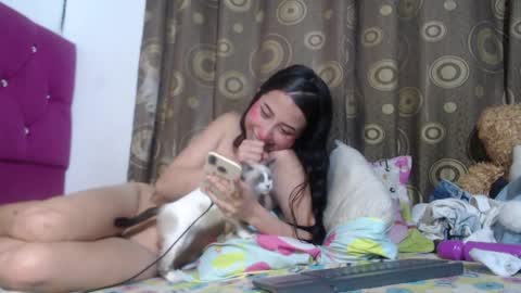 Fenixxx online show from February 6, 7:01 am