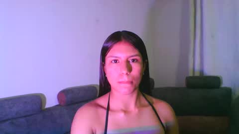fernanda hils online show from May 4, 10:02 pm
