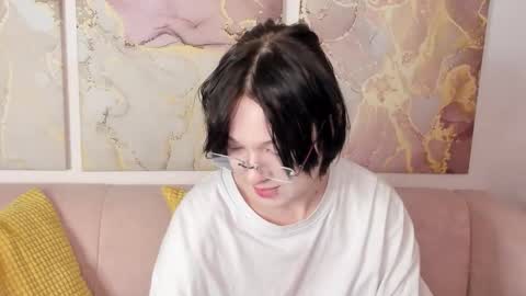 fiamoory online show from March 4, 1:12 am