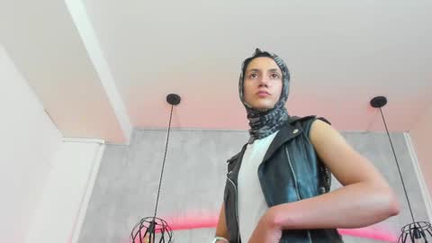   online show from January 17, 7:21 pm