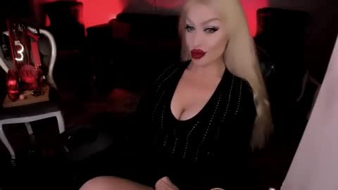 AlfaFemale online show from December 5, 6:46 am