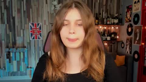 fiora online show from November 27, 1:03 pm