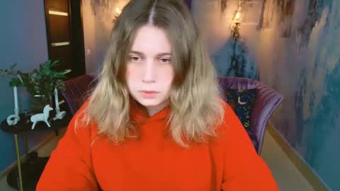 fiora online show from February 23, 5:06 am