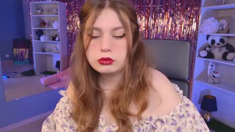 fiora online show from April 10, 6:30 am