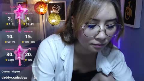 Snapshot of fiorellaa_delsd chatting on October 8, 3:49 pm Fiorellaa online show from October 8, 3:49 pm