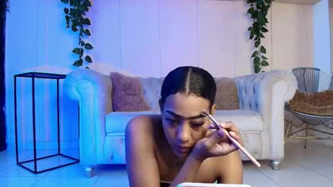 Flavia online show from February 4, 7:17 pm