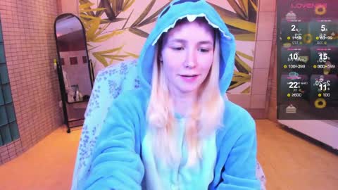 FlexiMona online show from March 21, 8:41 am