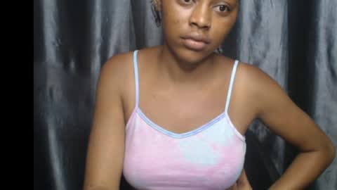 flirty_xxbonny online show from May 22, 9:24 pm