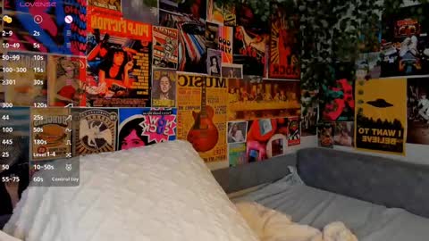 Emely  online show from March 1, 11:37 pm