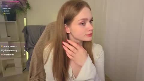 Polly online show from October 20, 12:24 am