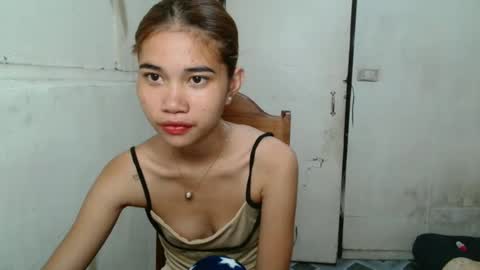 florloversweet1 online show from February 18, 5:39 am