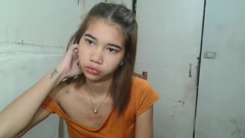 florloversweet1 online show from March 2, 10:37 pm