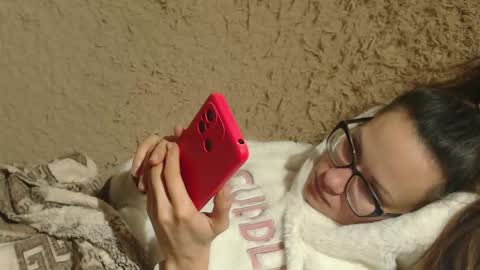 say meow and send tip  online show from January 25, 6:10 pm