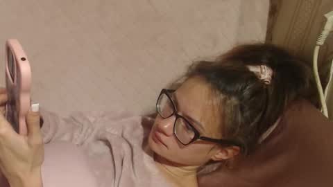 say meow and send tip  online show from October 25, 1:35 am