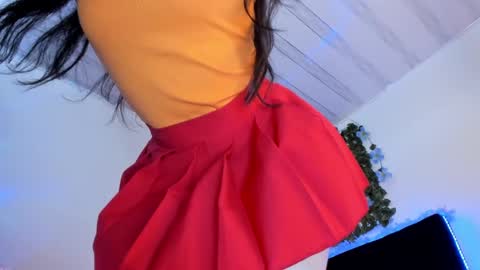 lia online show from February 28, 6:52 pm