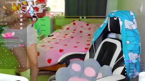 folinskaayaa online show from December 3, 6:05 am