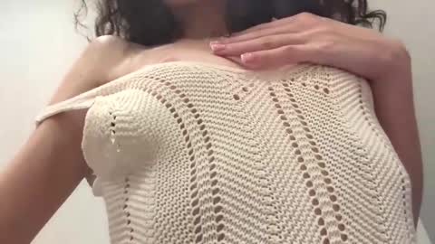 forbiddennvelvet online show from November 22, 8:55 pm