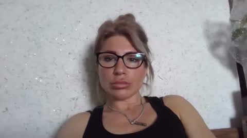 fox_red_lady7 online show from April 3, 11:19 am