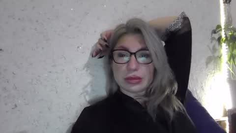 fox_red_lady7 online show from December 5, 8:54 pm