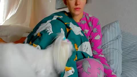 Snapshot of foxy_blond chatting on September 22, 1:04 am Foxy online show from September 22, 1:04 am