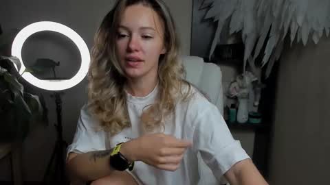 Snapshot of foxy_blond chatting on September 15, 12:08 am Foxy online show from September 15, 12:08 am