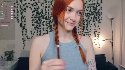 Snapshot of foxy_blush chatting on October 17, 7:06 pm Eva online show from October 17, 7:06 pm