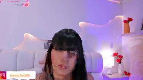 FOXY AND BUNNY online show from April 8, 1:13 pm